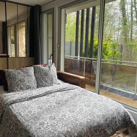 Apartment Havre De Paix Avec Jardin Et Parking A Chantilly *