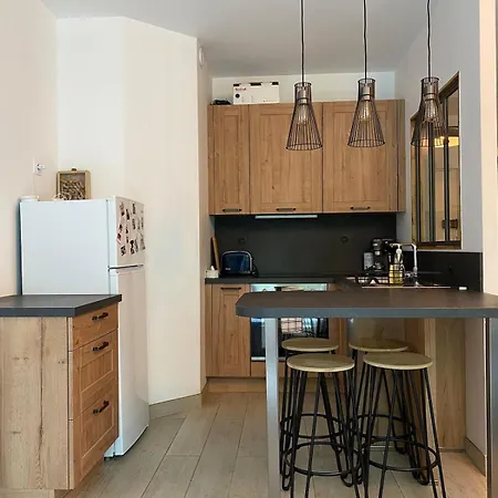 Apartment Havre De Paix Avec Jardin Et Parking A Chantilly *